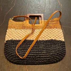 Straw bag